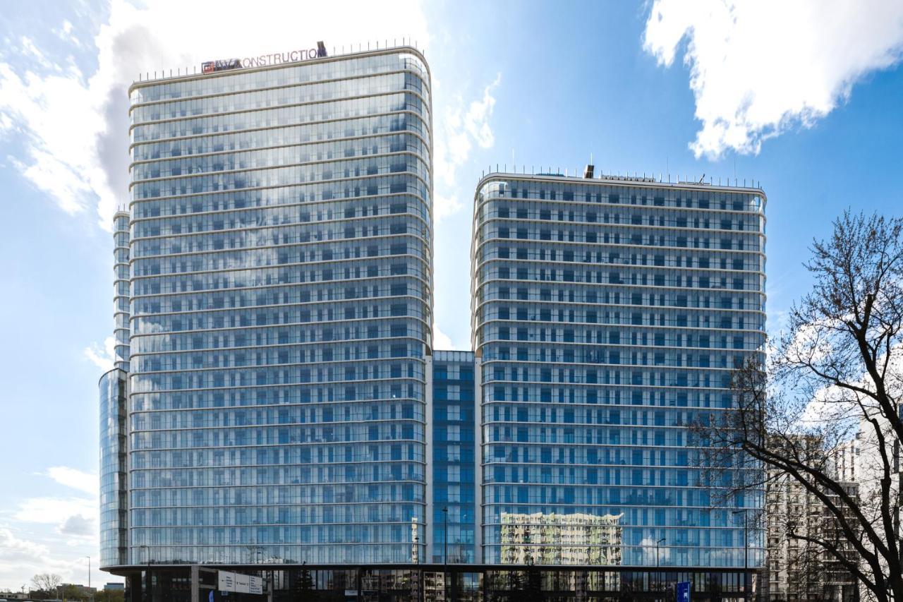 Butas B&w Wola Tower Kasprzaka 604 *